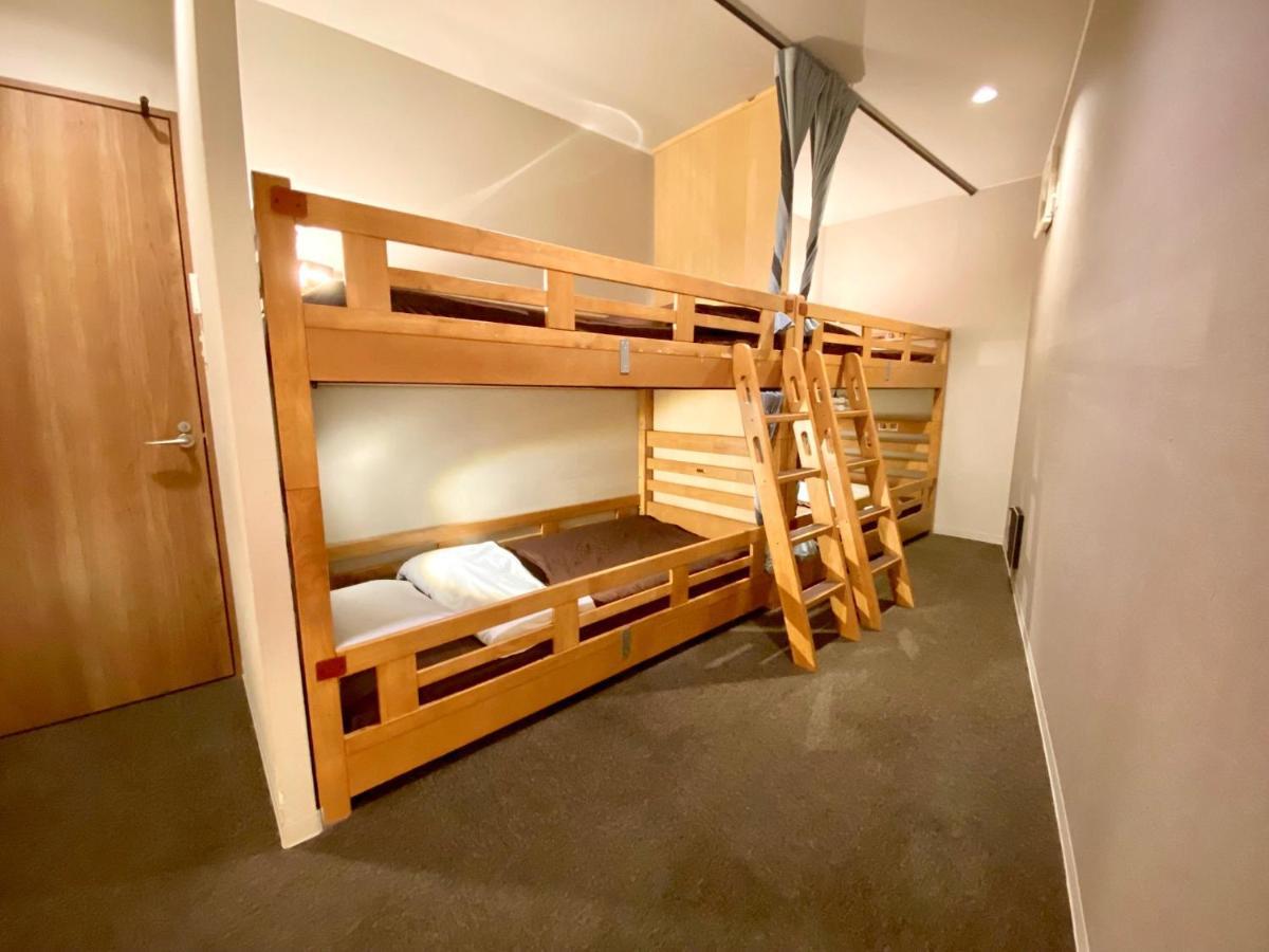 Osaka Guesthouse Nest Exterior photo