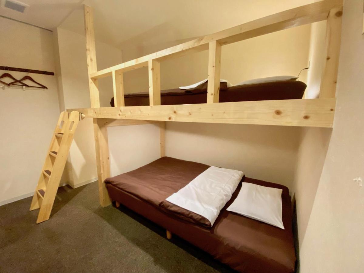 Osaka Guesthouse Nest Exterior photo